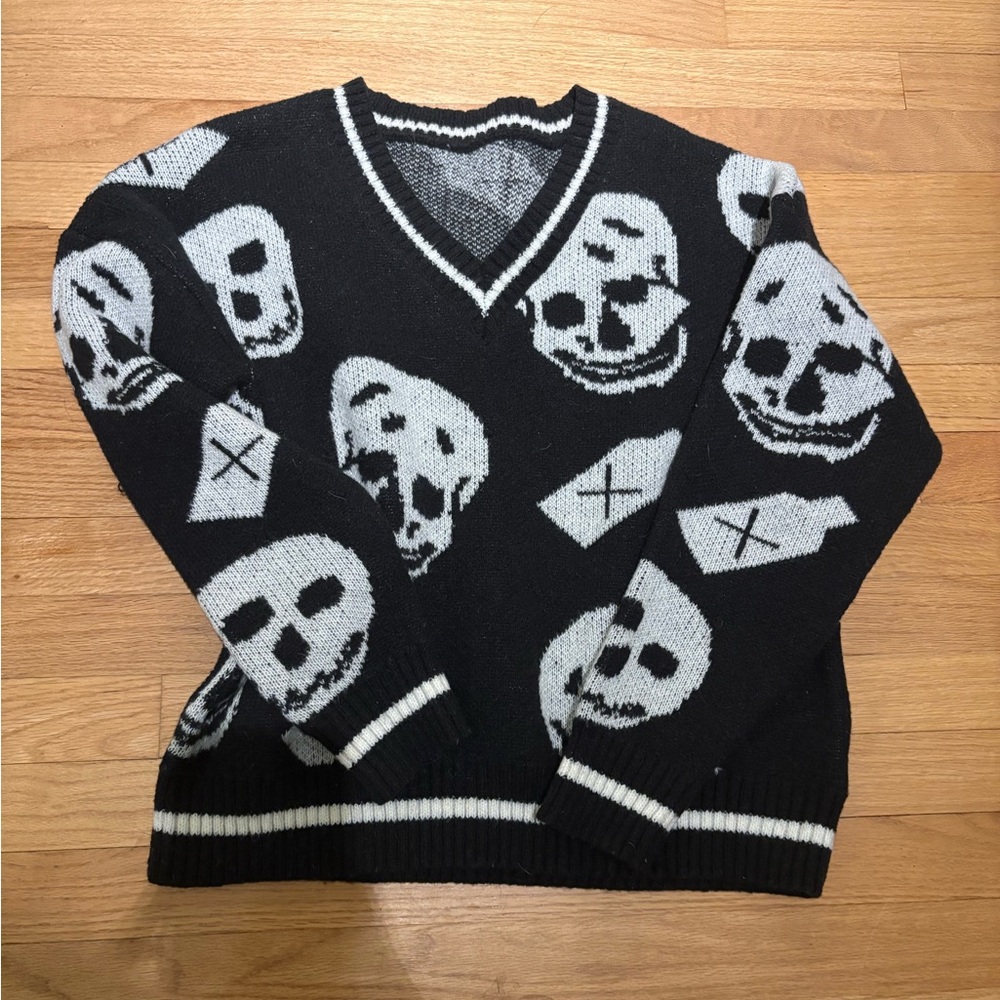 Black and White Skull Pattern Sweater